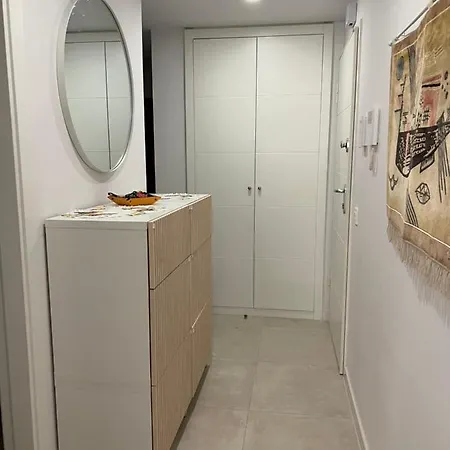Διαμέρισμα New Build Modern Ap 4 Min Walk To The And Old Town