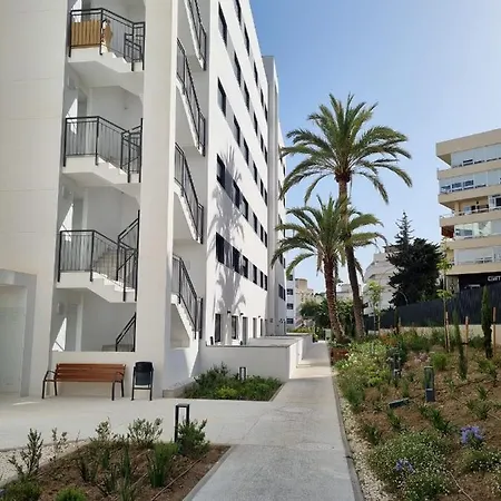 Апартаменты New Build Modern Ap 4 Min Walk To The And Old Town Марбелья