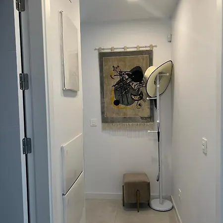 Апартаменты New Build Modern Ap 4 Min Walk To The And Old Town