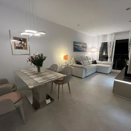 New Build Modern Ap 4 Min Walk To The And Old Town * Marbella