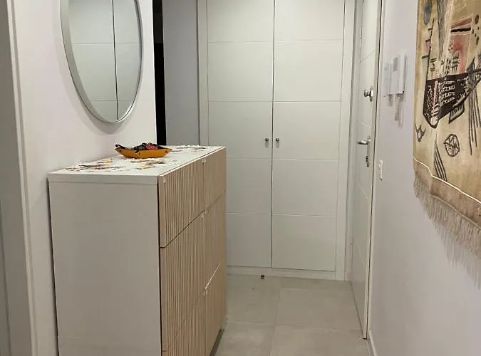 דירה New Build Modern Ap 4 Min Walk To The And Old Town