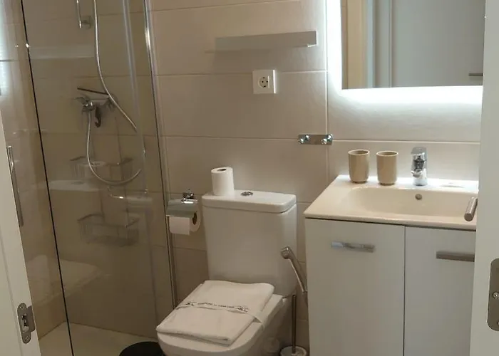 New Build Modern Ap 4 Min Walk To The And Old Town מארבלה